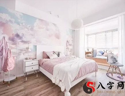 卧室门对窗该如何解决