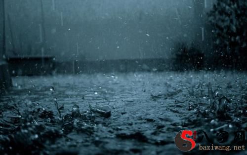 梦到打雷倾盆大雨