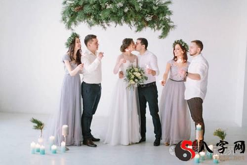 梦到和室友接吻