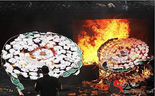 火葬和土葬那种更好